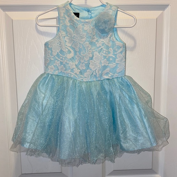 Holiday Editions Other - Holiday Editions Dress